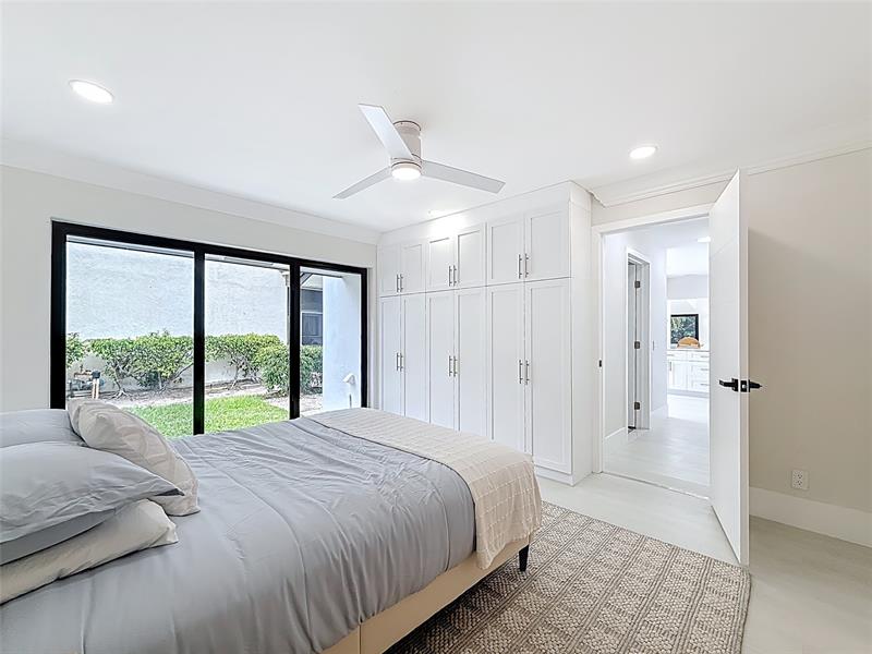 Image 28 of 66 For 5100 Pineview Cir