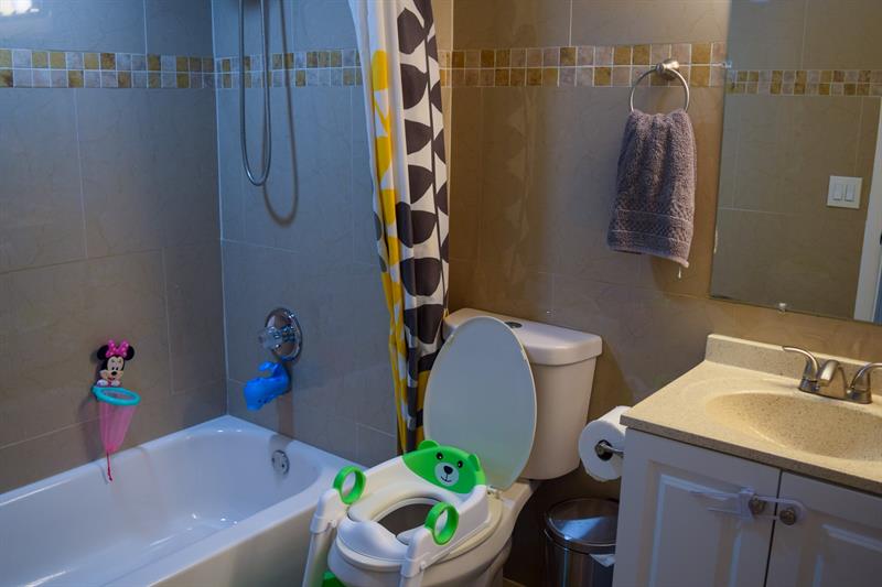 Image 9 of 39 For 2767 Carambola Cir  203