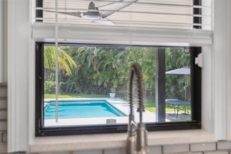 Image 11 of 22 For 6361 Phillips Bend Avenue