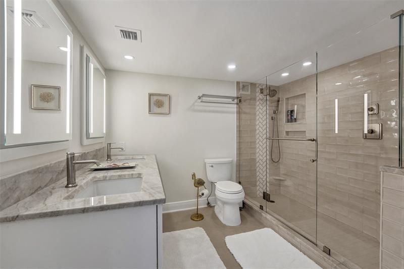 Image 34 of 56 For 1620 Ocean Blvd  8a
