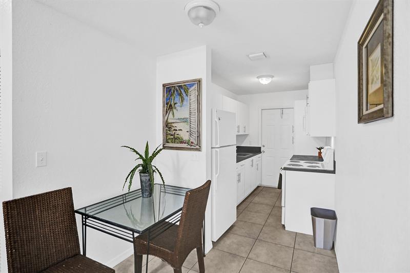 Image 10 of 24 For 2695 1st Ct  2