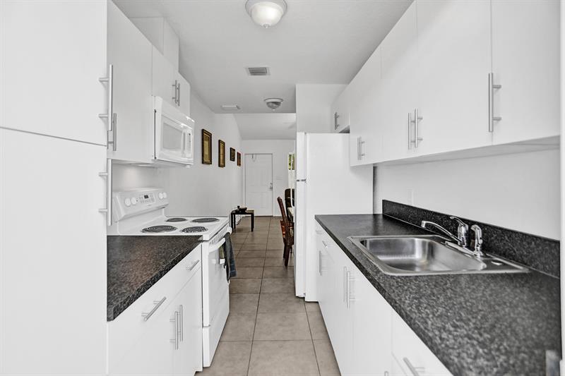 Image 9 of 24 For 2695 1st Ct  2