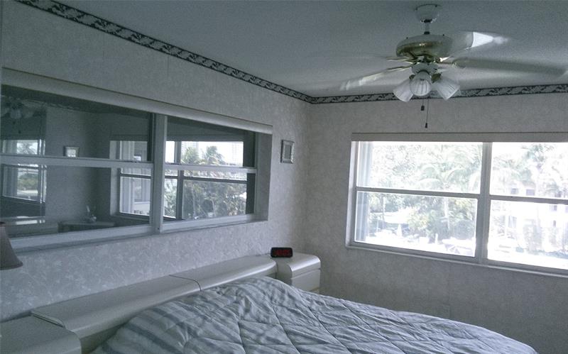Image 13 of 27 For 460 Paradise Isle Blvd  301