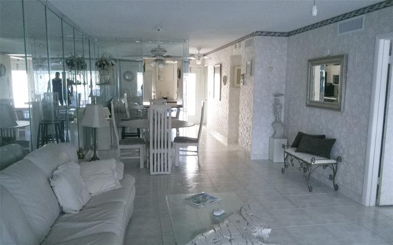 Image 6 of 27 For 460 Paradise Isle Blvd  301
