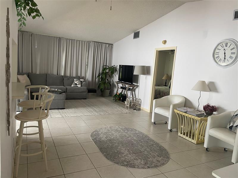 Image 6 of 8 For 5675 Northpointe Lane