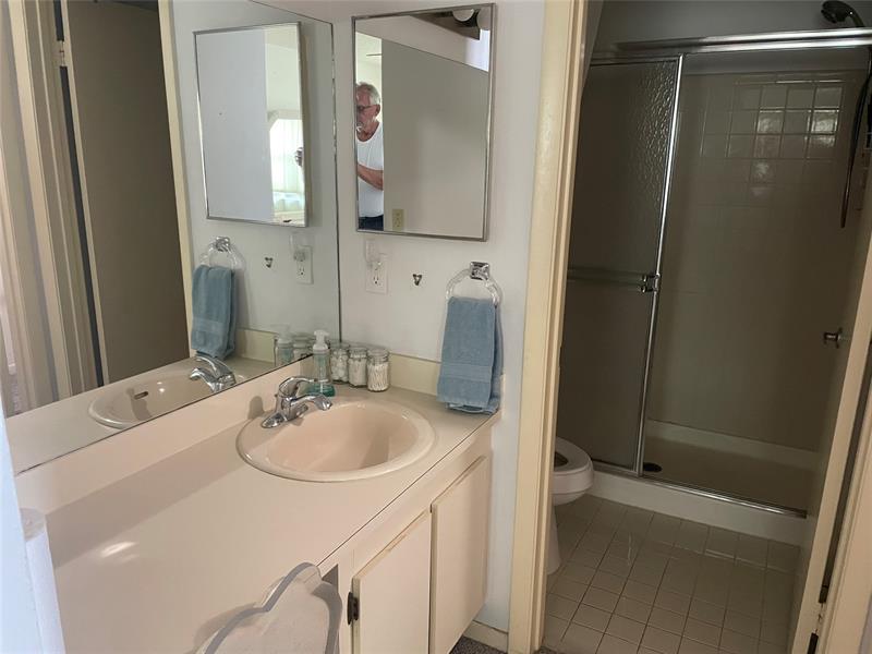 Image 8 of 8 For 5675 Northpointe Lane