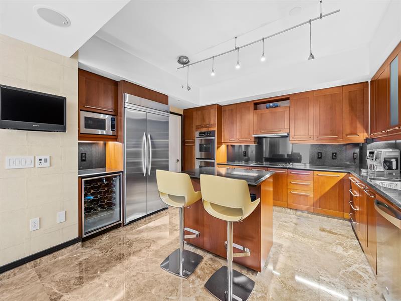 Image 10 of 51 For 333 Las Olas Way  2604