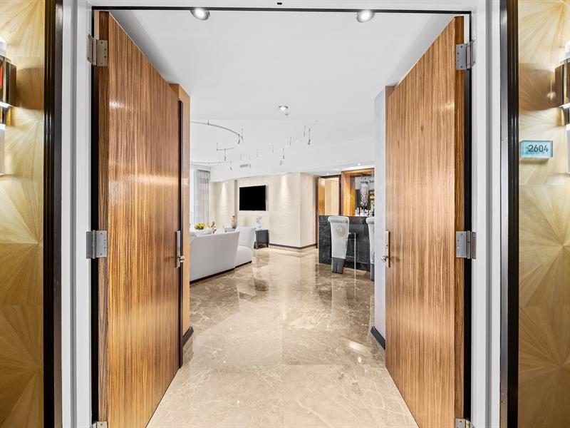 Image 13 of 51 For 333 Las Olas Way  2604