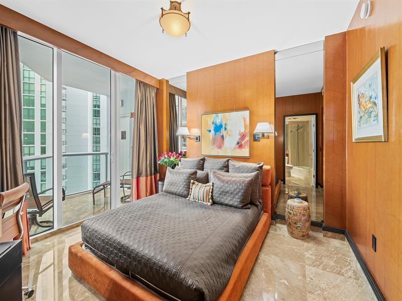 Image 26 of 51 For 333 Las Olas Way  2604