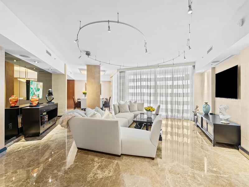 Image 6 of 51 For 333 Las Olas Way  2604