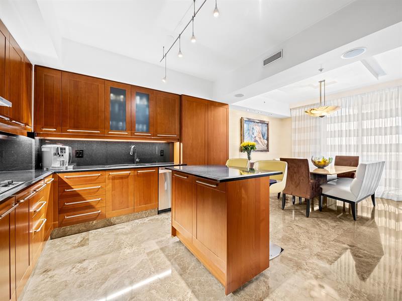 Image 8 of 51 For 333 Las Olas Way  2604