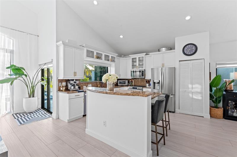 Image 17 of 82 For 226 180th Ave
