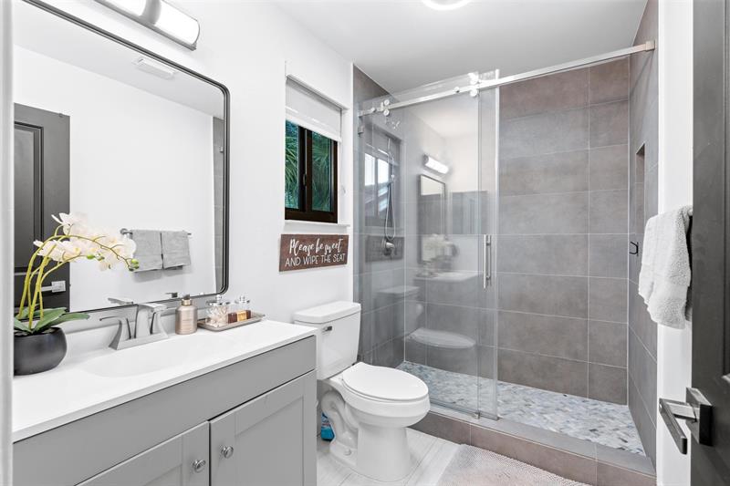 Image 41 of 82 For 226 180th Ave
