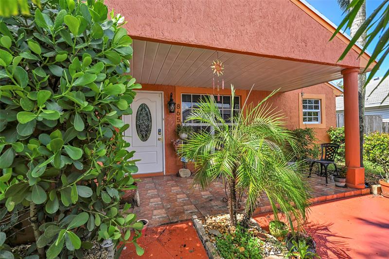 Details for 8650 16th St, Pembroke Pines, FL 33025