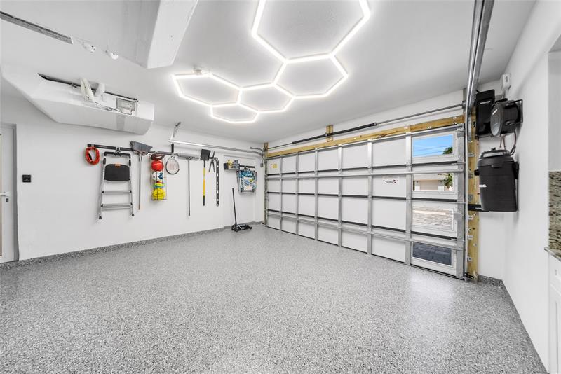 Image 46 of 88 For 258 3rd Ter  