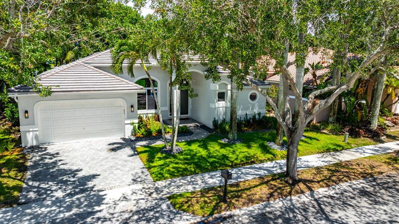 Image 3 of 53 For 2615 Oakbrook Ct