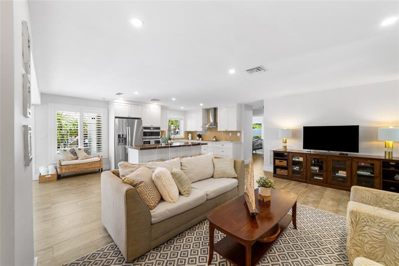 Image 22 of 71 For 331 12th St  