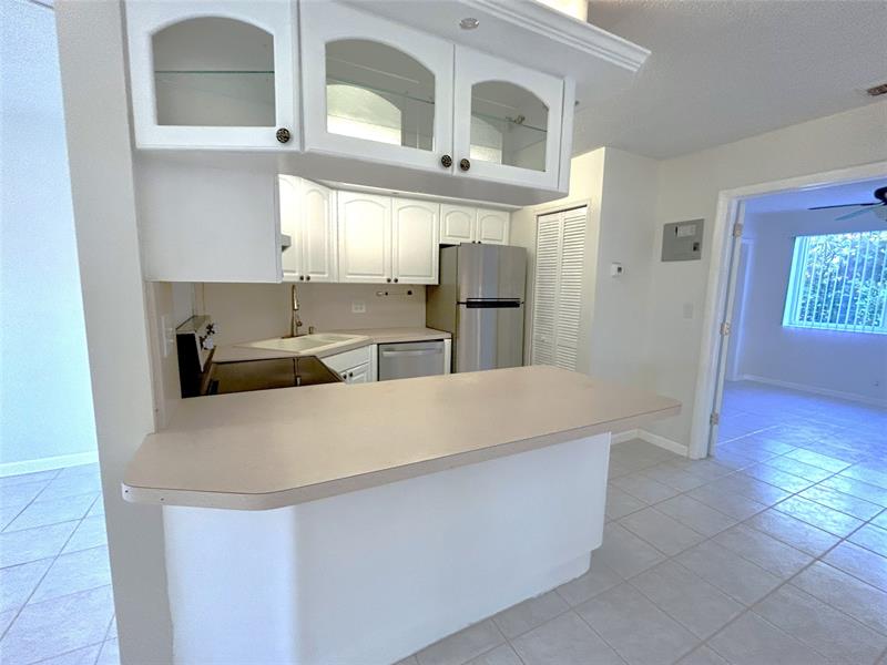 Image 6 of 11 For 2175 56th St  109