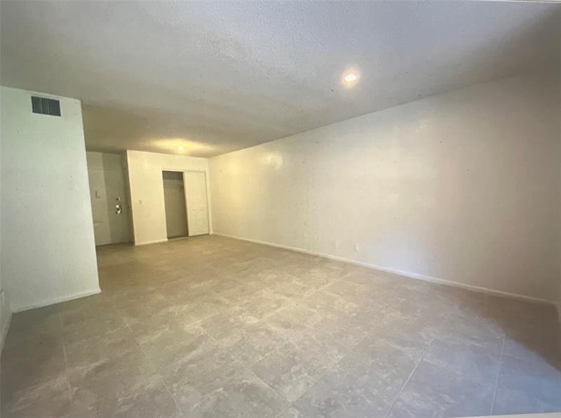 Image 4 of 13 For 2017 46th Ave  A206