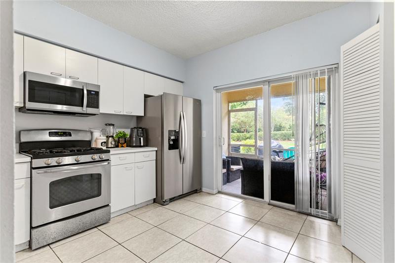 Image 7 of 26 For 7856 Dixie Beach Cir  7856