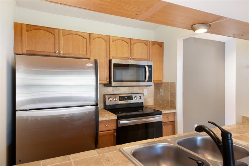 Image 14 of 22 For 9466 Boca Cove Cir  315