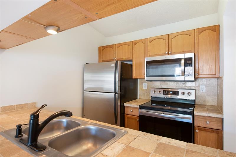 Image 15 of 22 For 9466 Boca Cove Cir  315