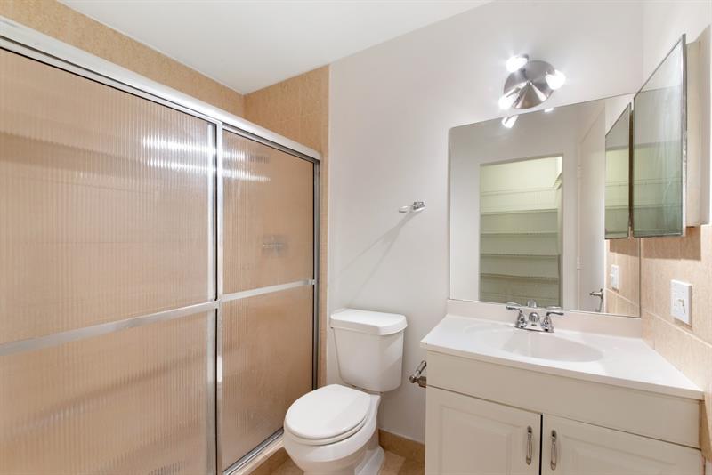 Image 17 of 22 For 9466 Boca Cove Cir  315