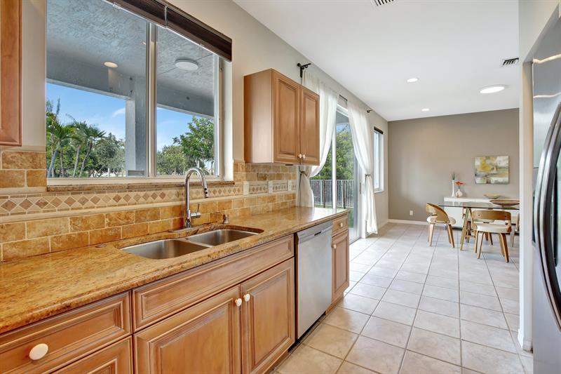 Image 25 of 73 For 1492 Zenith Way