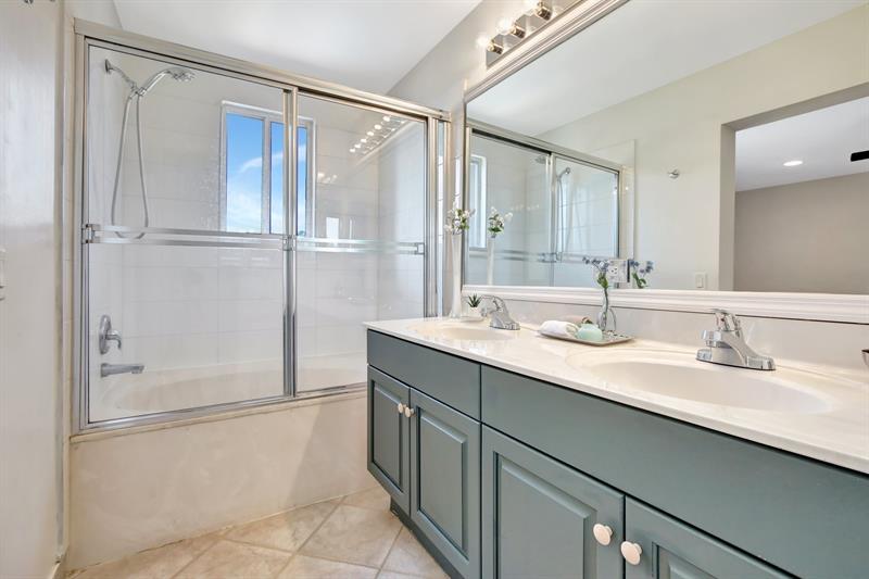 Image 35 of 73 For 1492 Zenith Way