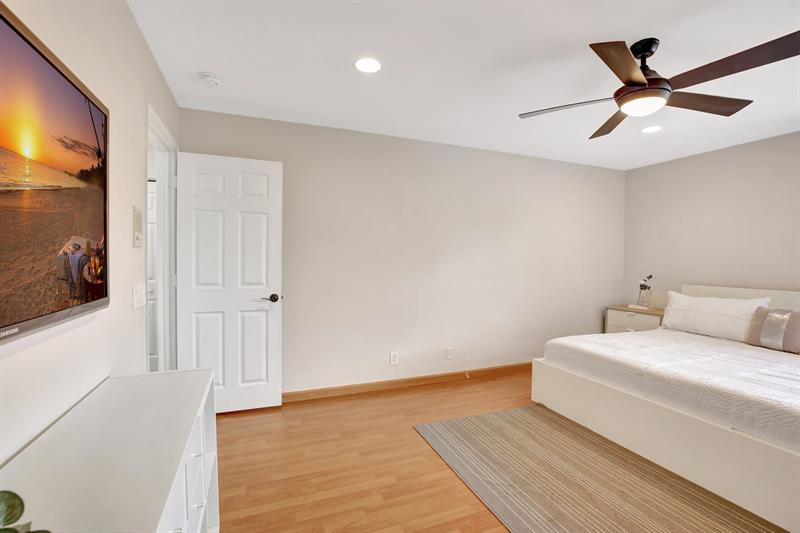 Image 38 of 73 For 1492 Zenith Way