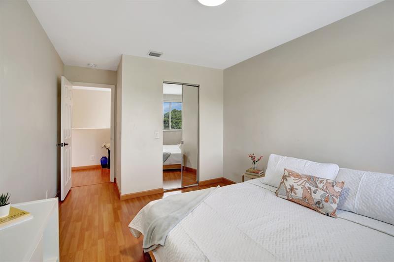Image 44 of 73 For 1492 Zenith Way