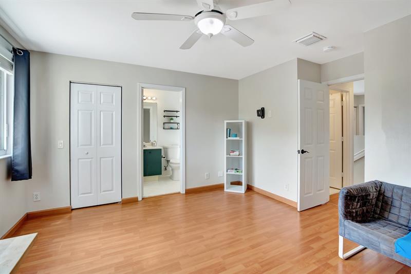 Image 52 of 73 For 1492 Zenith Way