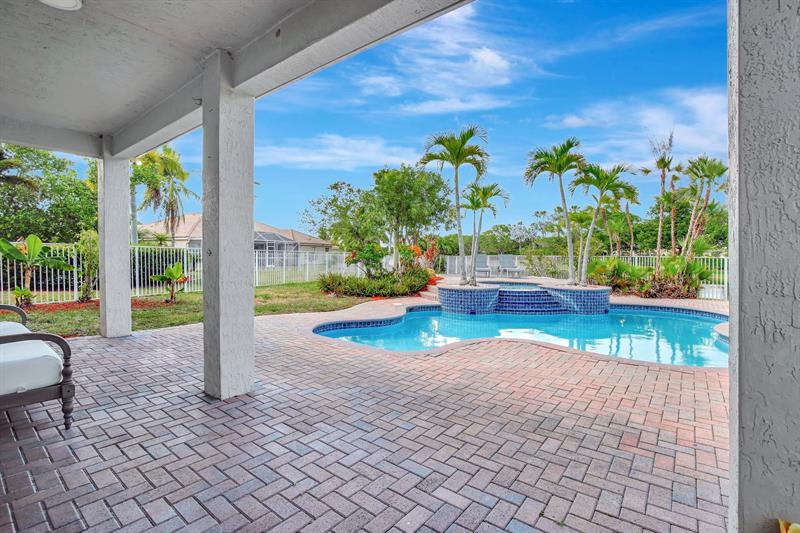 Image 7 of 73 For 1492 Zenith Way