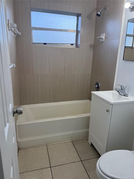 Image 15 of 16 For 750 56th St  17