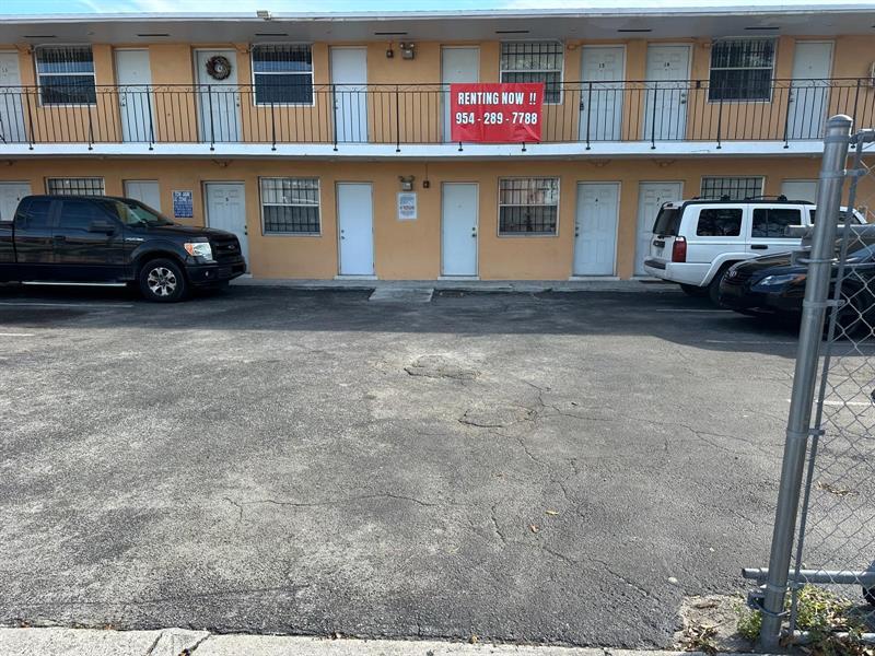 Image 3 of 16 For 750 56th St  17