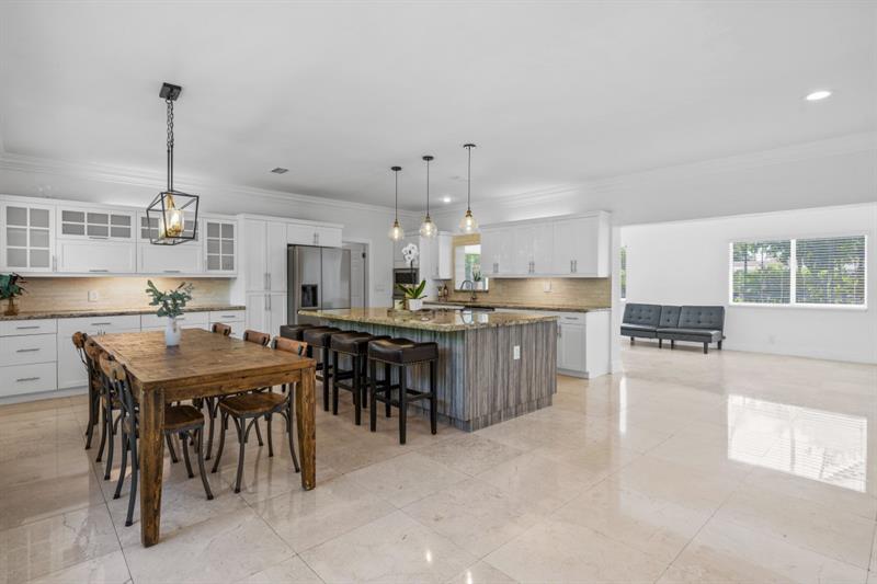 Image 3 of 45 For 15425 84th Ct