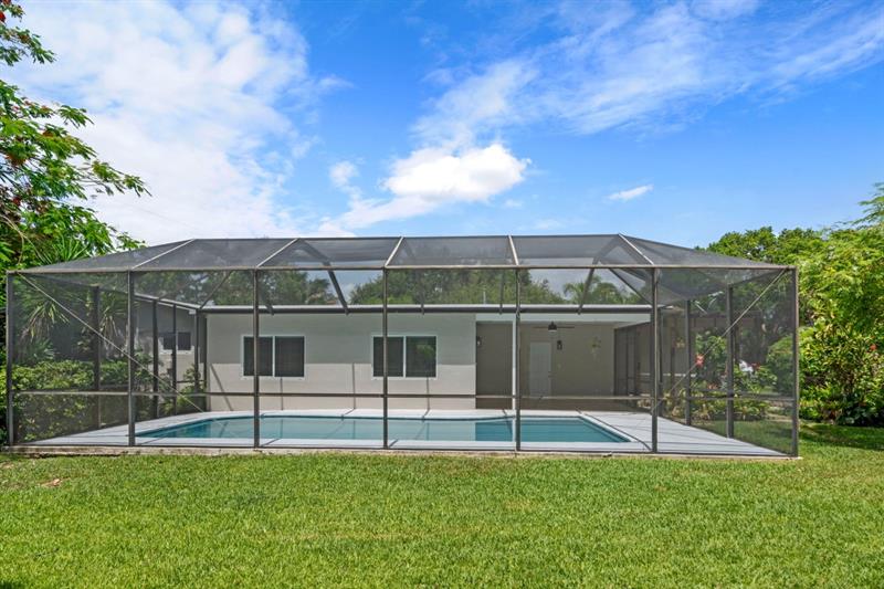 Image 36 of 45 For 15425 84th Ct