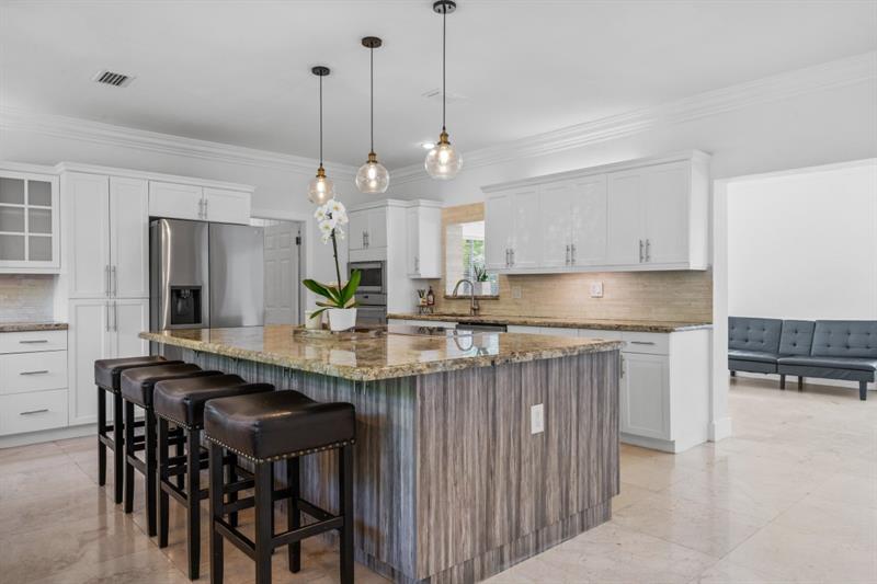 Image 7 of 45 For 15425 84th Ct