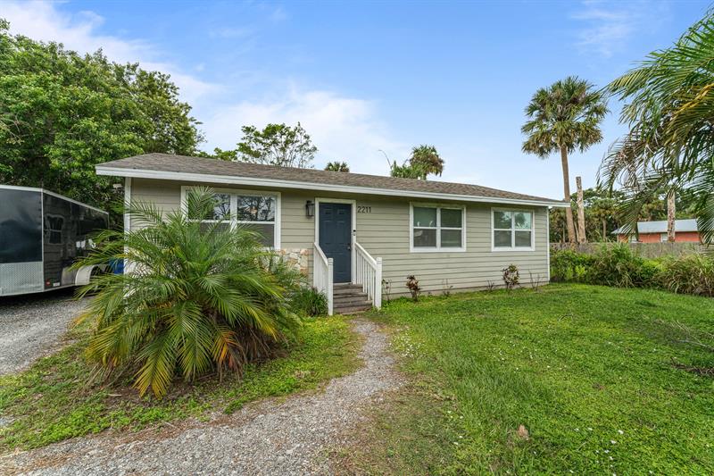 Details for 2211 44th St, Fort Pierce, FL 34946