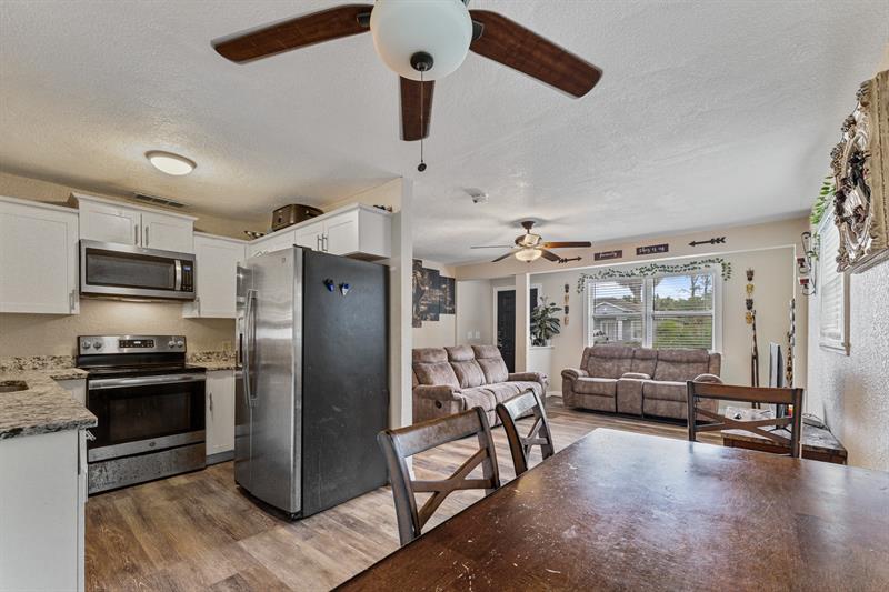 Image 6 of 19 For 2211 44th St