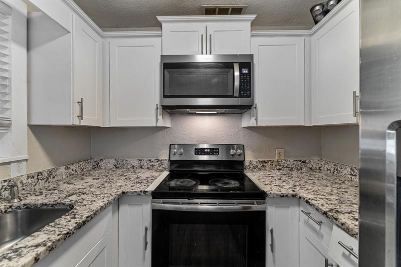 Image 7 of 19 For 2211 44th St