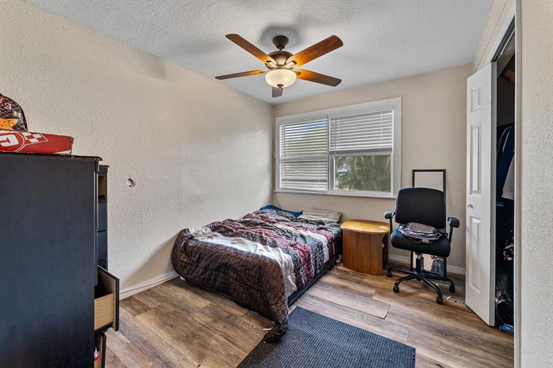 Image 8 of 19 For 2211 44th St