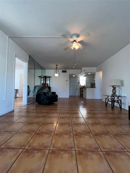 Image 13 of 28 For 2859 Leonard Dr  G414