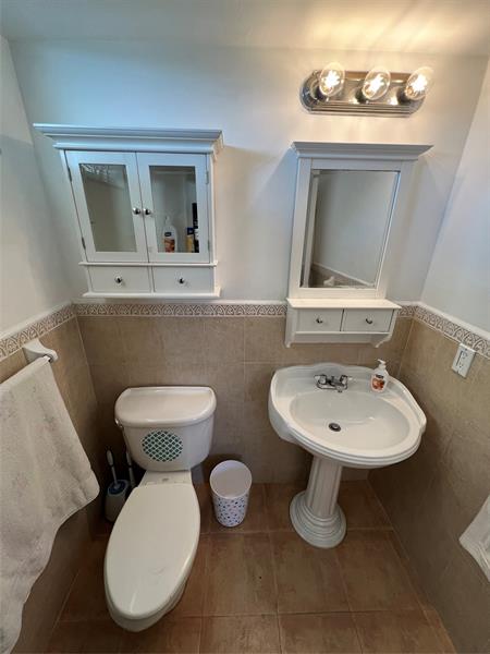 Image 19 of 28 For 2859 Leonard Dr  G414