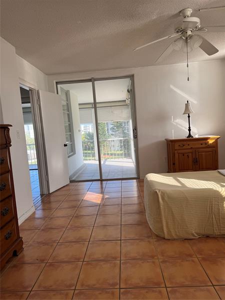 Image 9 of 28 For 2859 Leonard Dr  G414