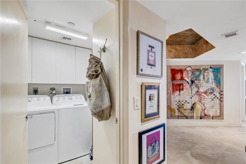 Image 16 of 27 For 16445 Collins Ave  1121