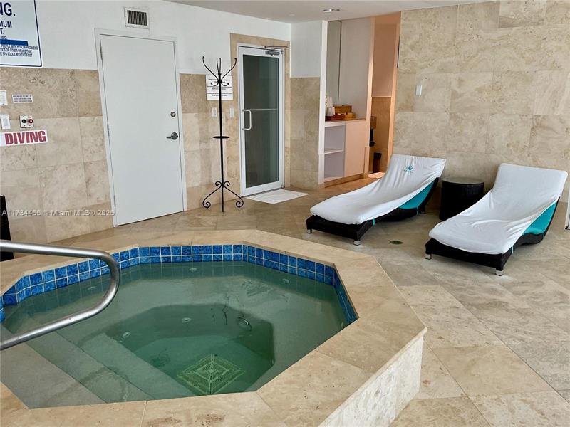 Image 26 of 27 For 16445 Collins Ave  1121