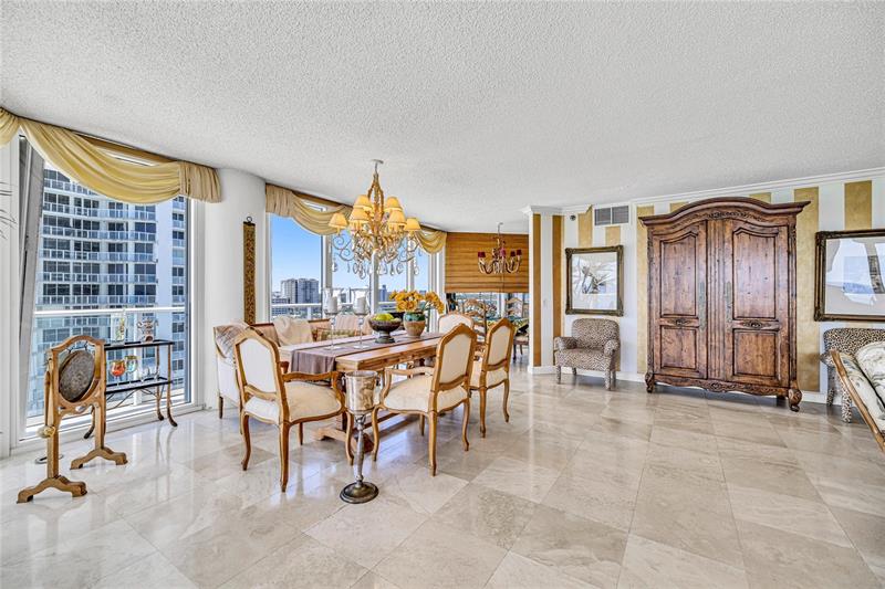 Image 6 of 27 For 16445 Collins Ave  1121