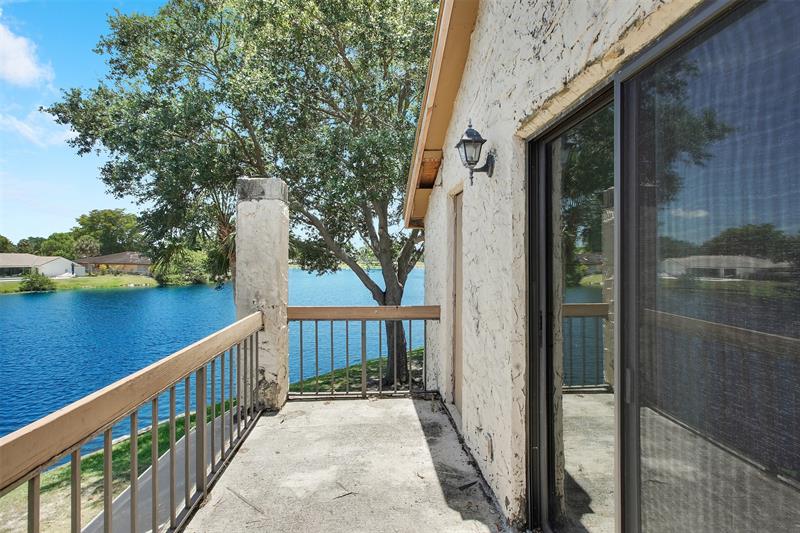 Image 23 of 35 For 248 Wimbledon Lake Dr  248