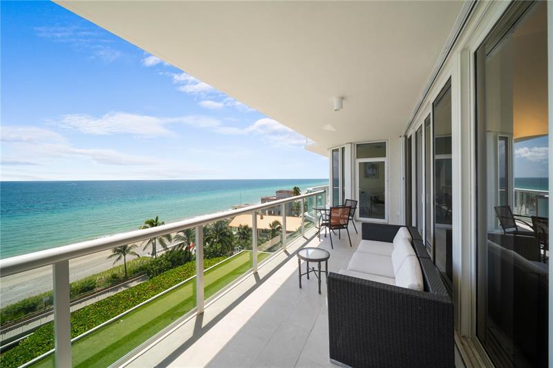 Image 11 of 53 For 6001 Ocean Dr  706